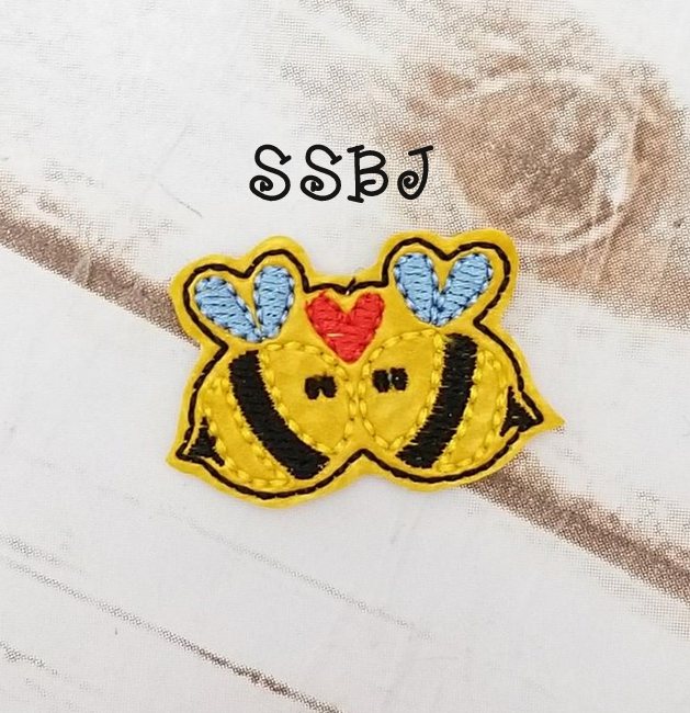 BEE in LOVE Embroidery File